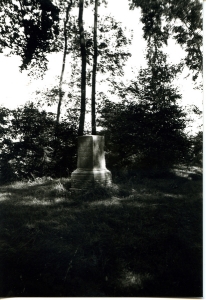 F10 Linde monument op de Kapellebult 1985